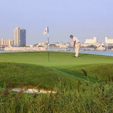 Golfing at OC Beachfront rentals